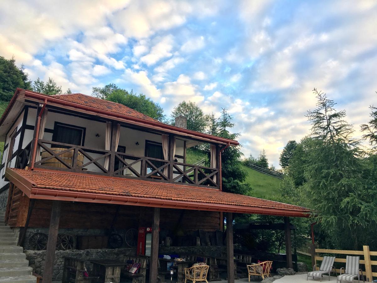 Рандеву Hotell Slavske Exteriör bild